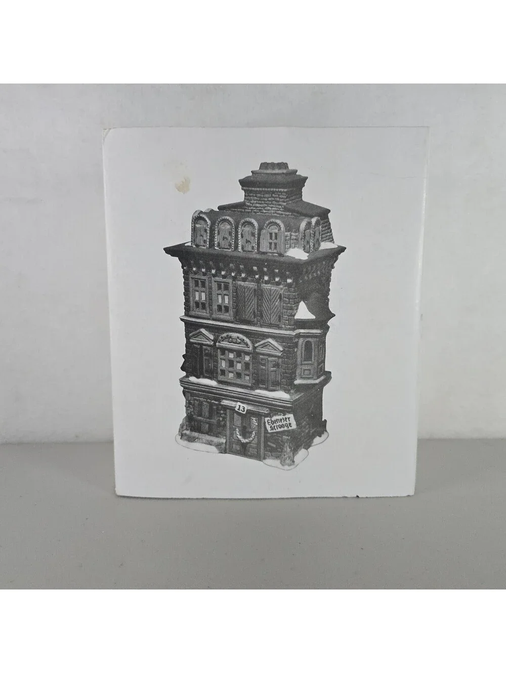 Dept 56 The Flat of Ebenezer Scrooge 5587-5 Dickens Village Series Heritage VTG